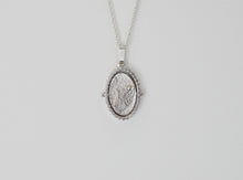 Load image into Gallery viewer, HUMMINGBIRD & HAND Spinning Necklace / Strength and Freedom / thaumatrope pendant in Sterling Silver 925
