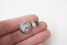Load image into Gallery viewer, UNDER THIS MOON / personalised moon phase brooch in sterling silver