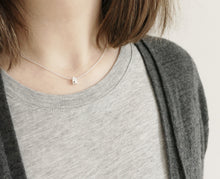 Load image into Gallery viewer, LEUK - NICE / miniature dutch house necklace in sterling silver