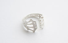 Load image into Gallery viewer, LINGERIE RING 003 / hand-pierced adjustable ring in sterling silver