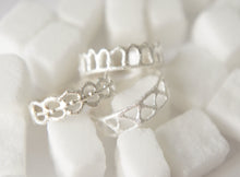 Load image into Gallery viewer, ASHUM . AYN . HAWA / moroccan inspired stackable rings in sterling silver