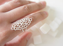 Load image into Gallery viewer, NANA / moroccan inspired ring in sterling silver