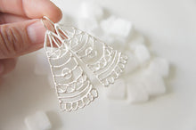 Load image into Gallery viewer, BARAKA / moroccan inspired earrings in sterling silver