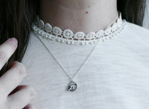 FLOWERET / mini floral necklace in sterling silver