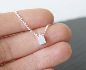 GELUK - LUCK / miniature dutch house necklace in sterling silver