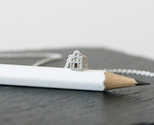 GELUK - LUCK / miniature dutch house necklace in sterling silver