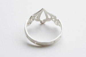 LINGERIE RING 002 / hand-pierced ring in sterling silver