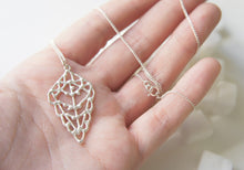 Load image into Gallery viewer, ZITUN / moroccan inspired necklace in sterling silver