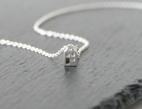 LIEF - ADORABLE / miniature dutch house necklace in sterling silver