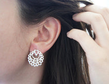 Load image into Gallery viewer, QAMAR / moroccan inspired stud earrings in sterling silver